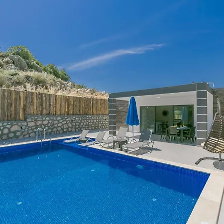 Elegance Villa *